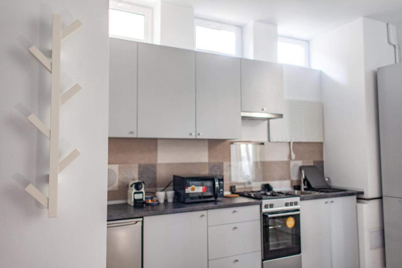 Modern Studio In The Heart Of Iasi Exterior foto